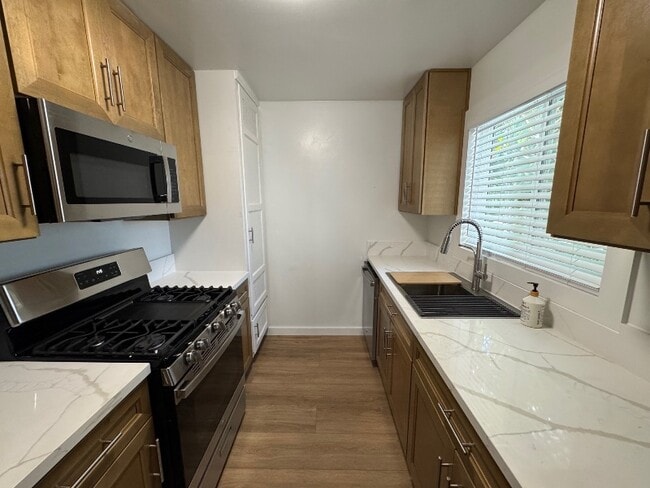 Photo - 4208 Redondo Beach Blvd Unit C