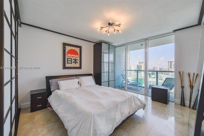 Photo - 31 SE 5th St Unit 3002