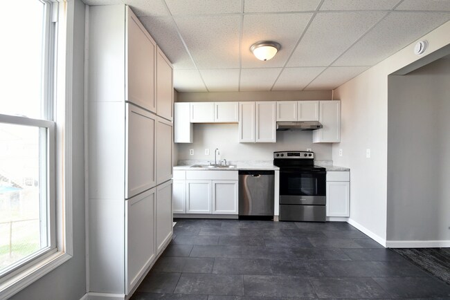 Photo - 1850 Buffington Ave