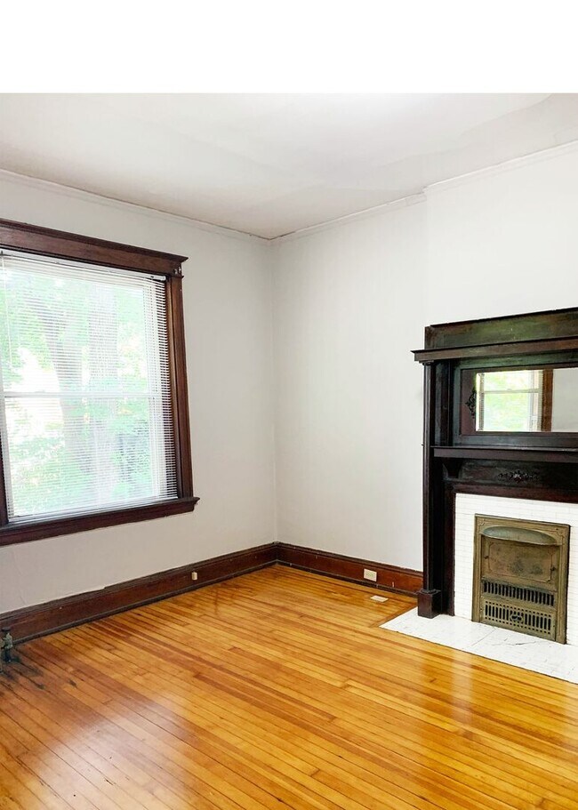 Photo - 3227 Jefferson Ave Unit 3227-02