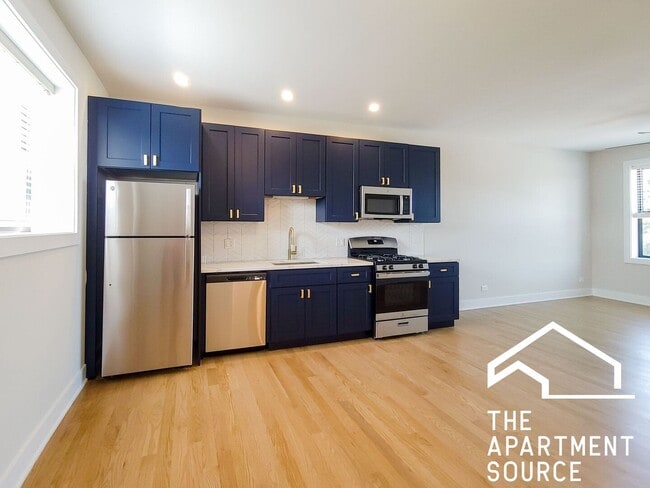 Photo - 2020 W Montrose Ave Unidad 3D