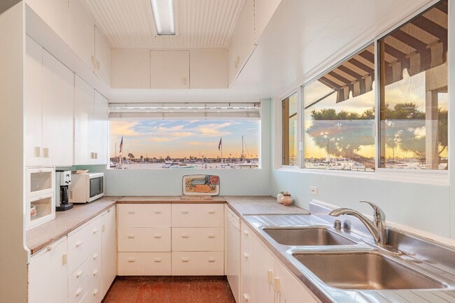 Photo - 1402 S Bay Front