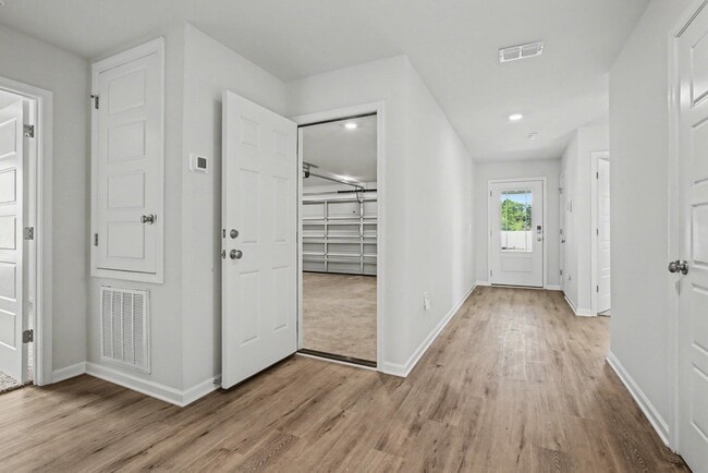 Photo - 4000 Cottage Farm Rd