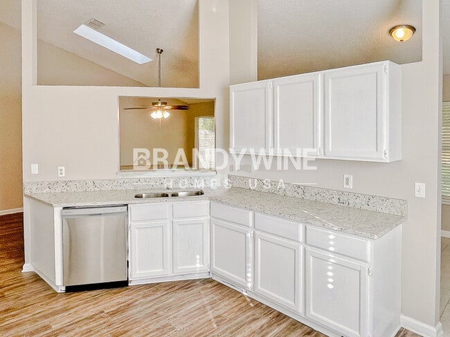 Photo - 439 Moby Dick Dr N