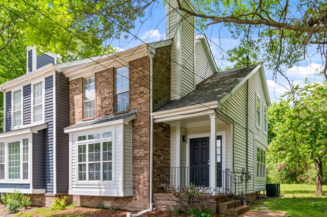 5608 Hickory Meadows Ct