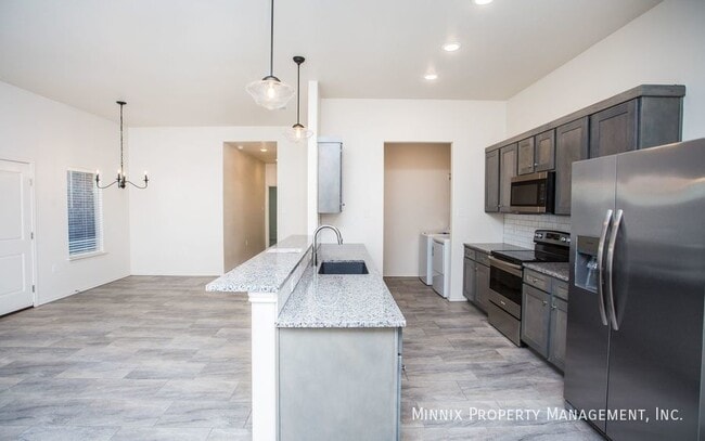 Photo - 2619 136th St