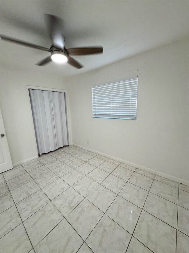 Photo - 2401 NW 2nd St