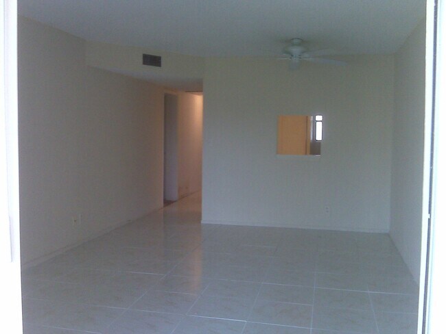 Photo - 8000 Fairview Dr Unit 207