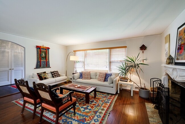 Photo - Bethesda (Walter Johnson HS) 4BR/3BA Detached Available for Multi-Year Lease