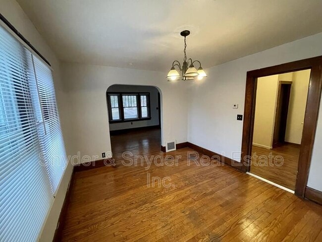 Photo - 450 Homer Ave