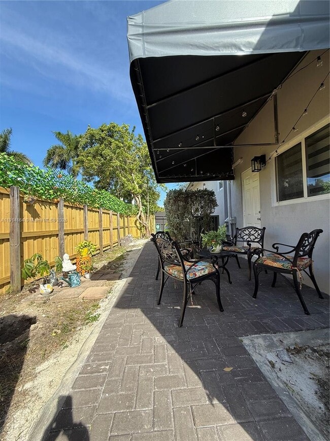 Building Photo - 15241 SW 161 Terrace Unit 1