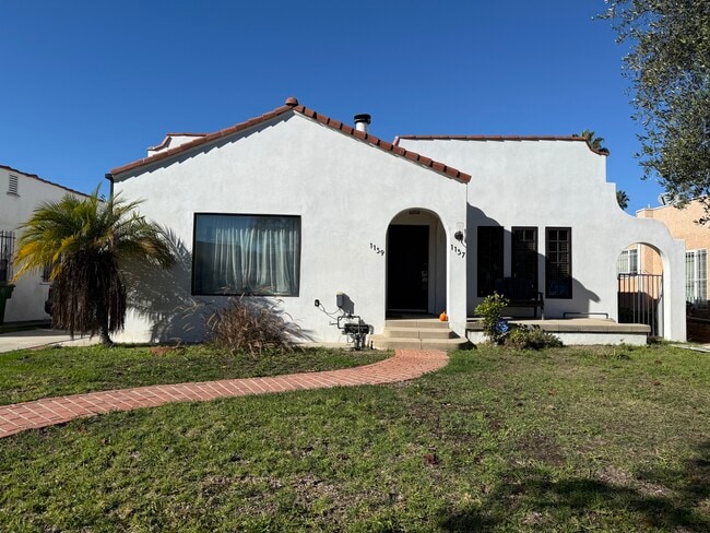 Building Photo - 1137 Keniston Ave Unit NA