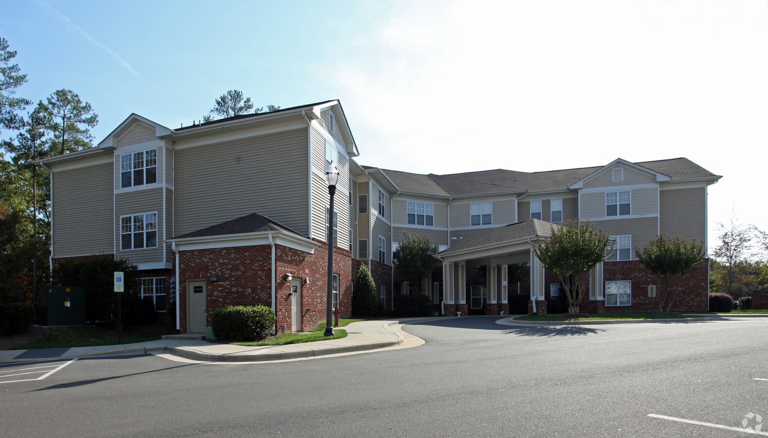 Photo - Highland Manor