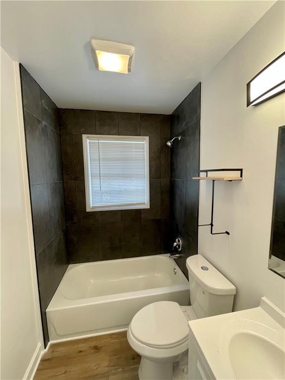 Photo - 2908 Skyland Dr NE