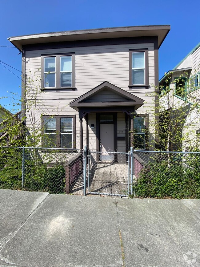 Building Photo - 2112 California St Unit 2112 California ST Rental
