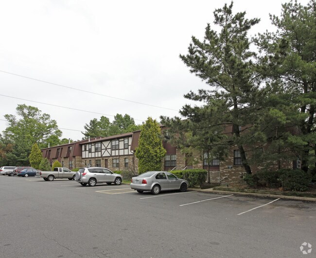 Somerset Mews Apartments Somerset, NJ