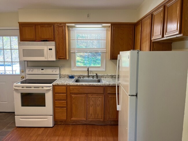 Photo - 897 Jefferson Hill Rd Unit 2