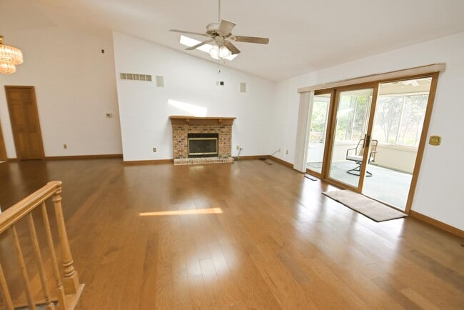 Photo - Waterfront Condo in Penn Schools District,...