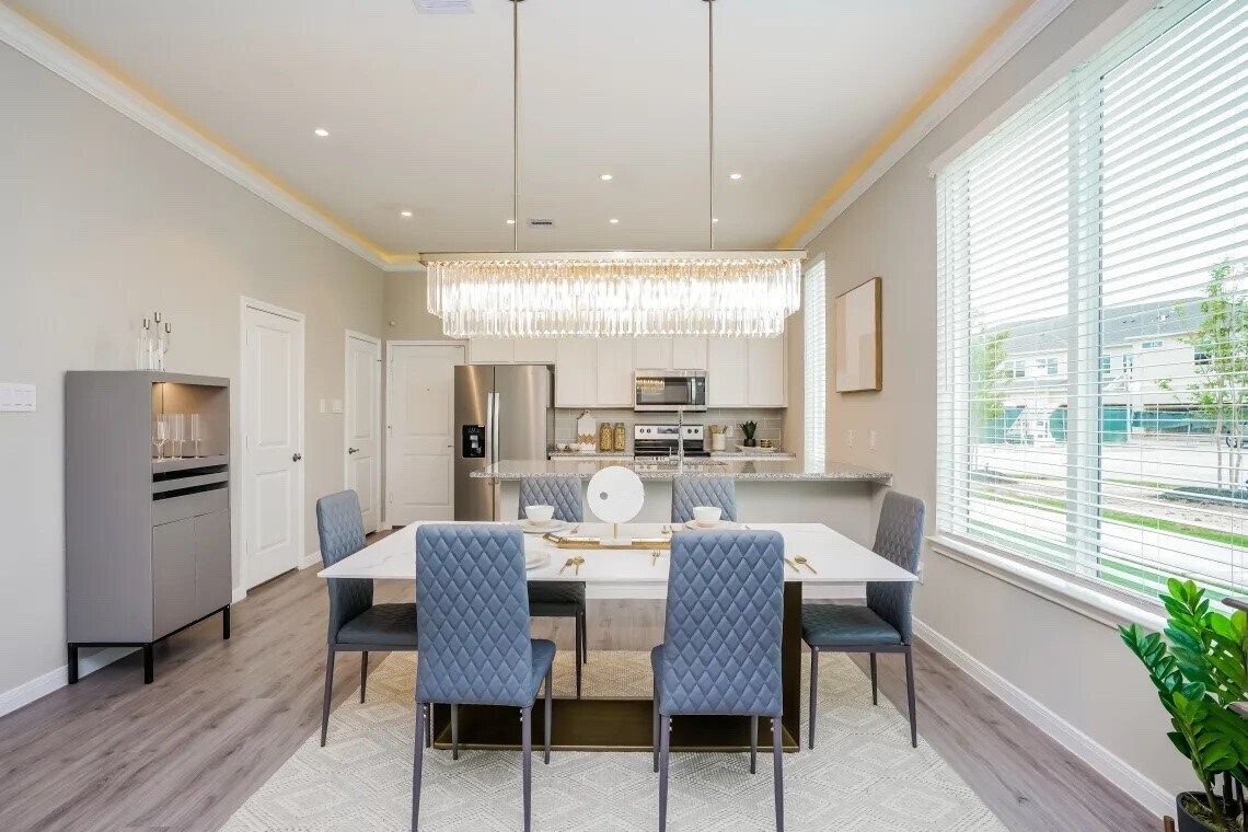 Photo - 21455 Merchants Way