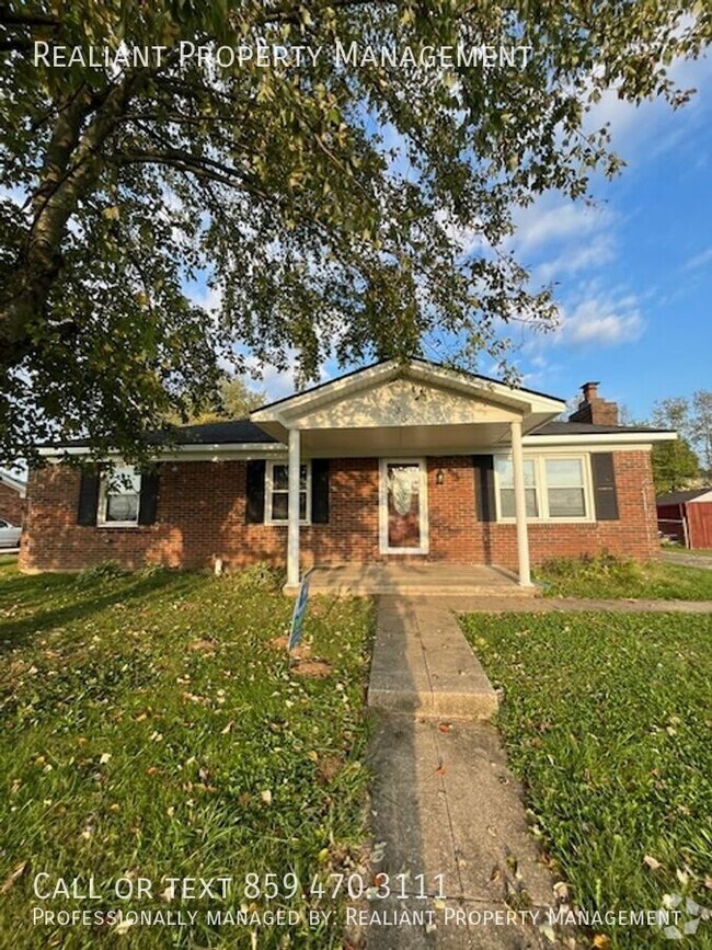 Building Photo - 633 S Third Street- Rental