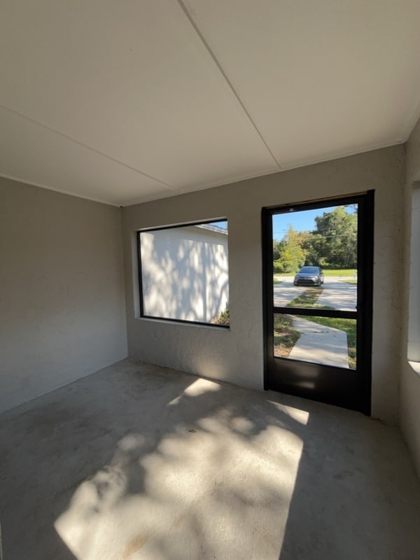 Photo - 534 Charles Ct