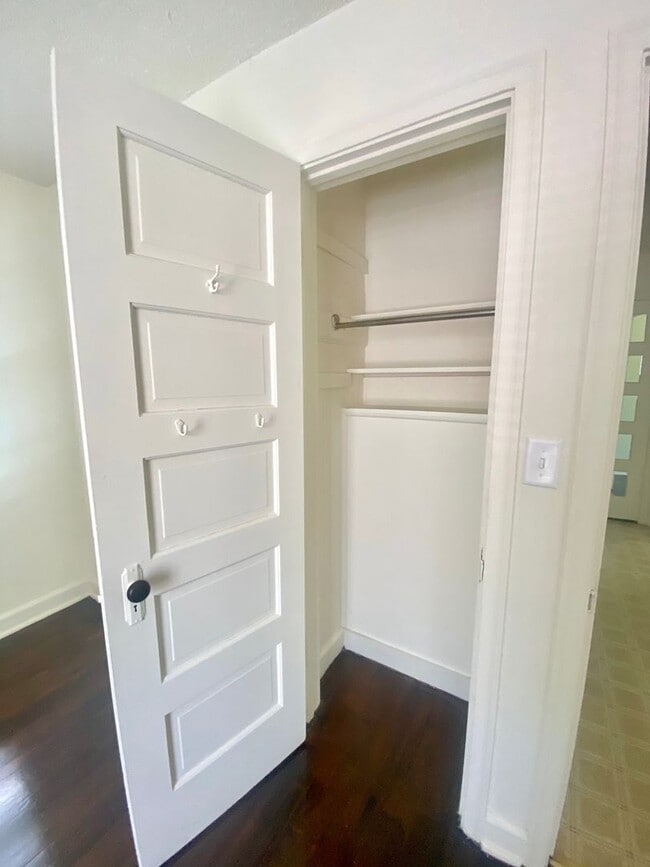 Photo - 2 Bedroom and 1 Bathroom house Available Now!