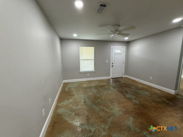 Photo - 661 W Austin St