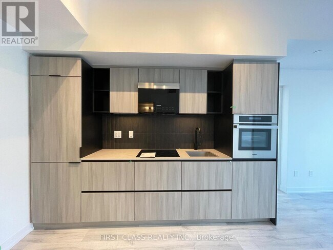 Photo - 2 Augusta Ave Unité 703