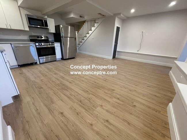 Building Photo - 11 Highland Park Ave Unit 1