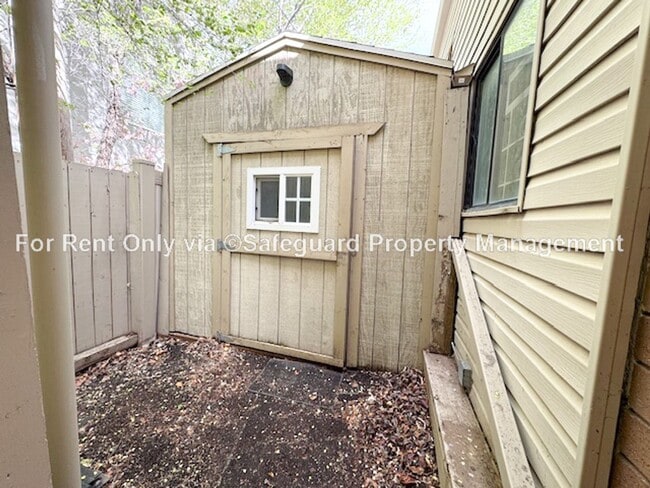 Photo - Charming Fully Furnished Bungalow in Millcreek