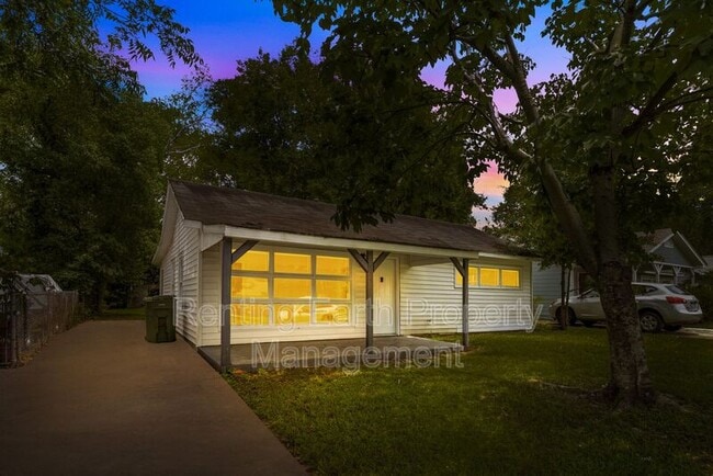 Building Photo - 4014 Chelsea Dr Rental