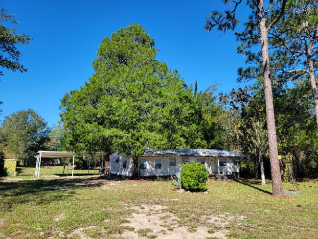 Building Photo - Peaceful 3/1 on over an Acre in Inverness!!!