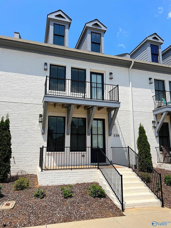 Photo - 130 Iberville St