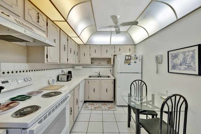 Photo - 3113 S Ocean Dr Unit 803