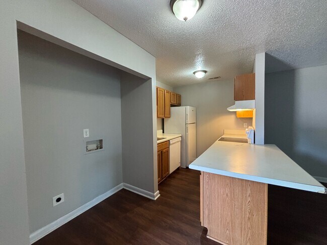 Photo - 6403 Starbrook Dr