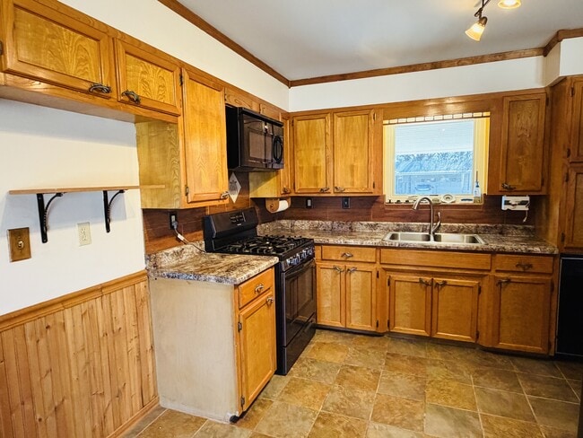 Photo - 29 Glenda Dr