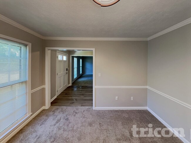 1496 Oak Springs Dr