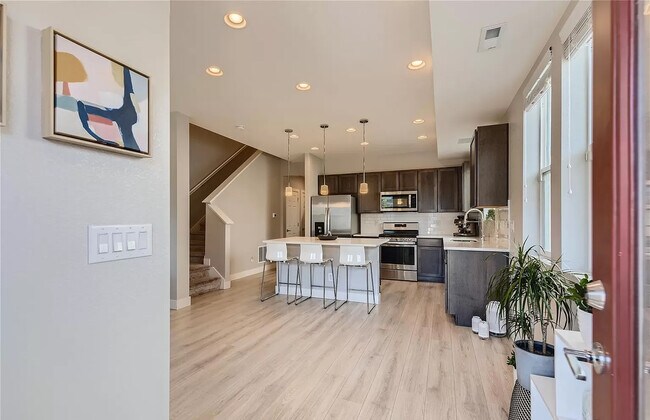 Photo - 16191 Warner Pl