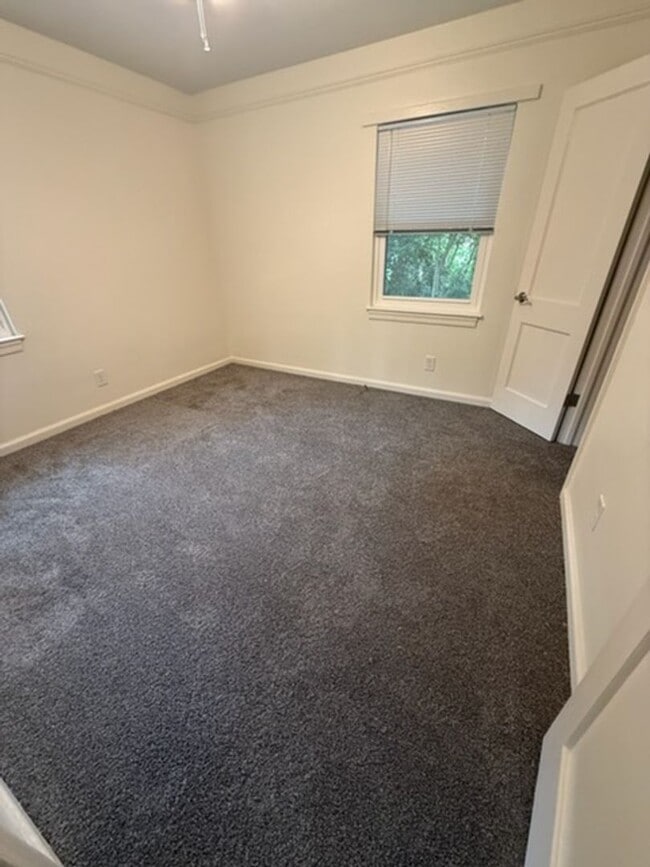 Photo - ST FRANCIS AVENUE 4308/4310 Unit 4310