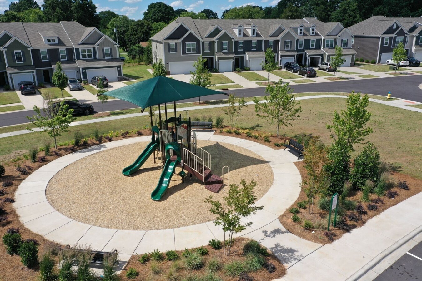 Photo - 779 Earhart St