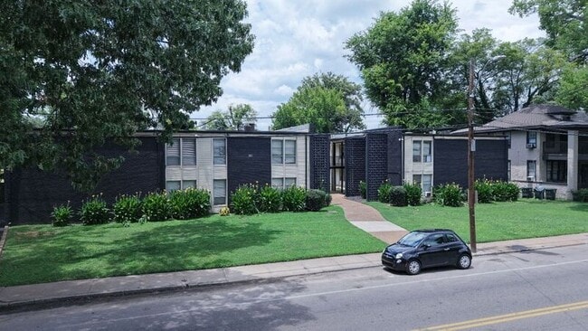 Building Photo - 151 N Belvedere Blvd Unit 6