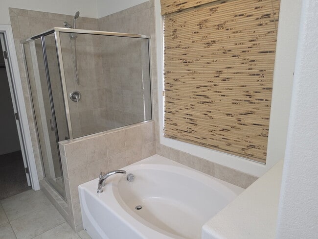4 Bedrooms PLUS loft and office/den in Cadence!