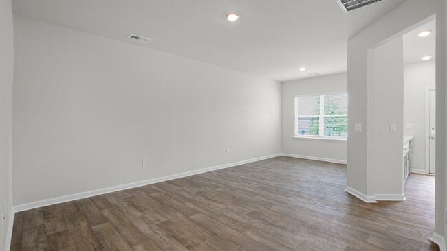 Photo - 159 Starlight St