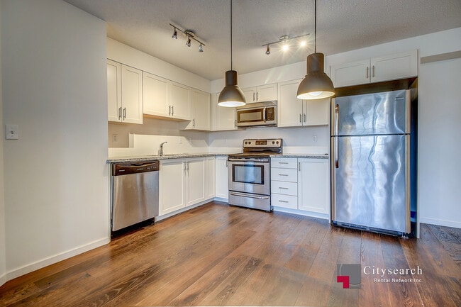 Photo - 279-5279 Copperpond Cmn S E