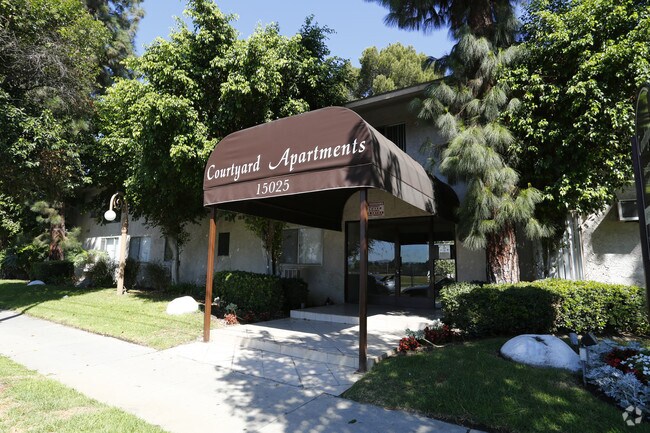 Photo - Courtyard Apartments