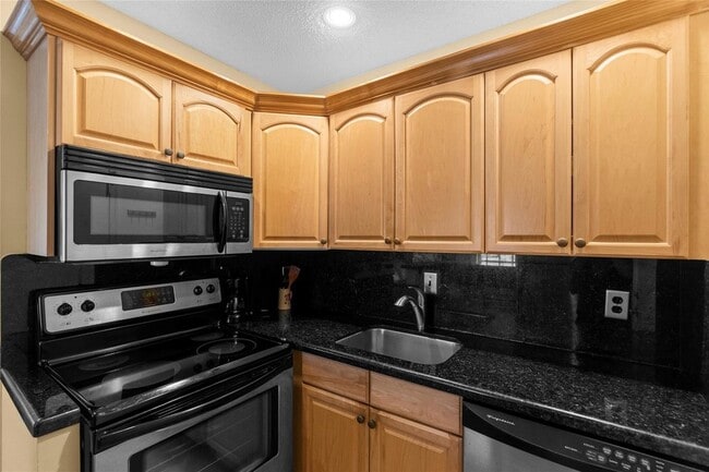 Photo - 2180 NE 67th St Unit 7217