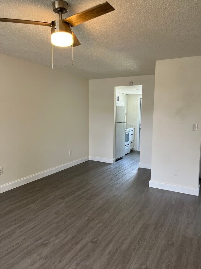 Photo - 721/723 Burdick Ave Unit 721