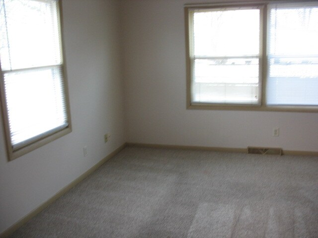 Photo - 523 Hobbs Ave Unit 523 (lower apt)