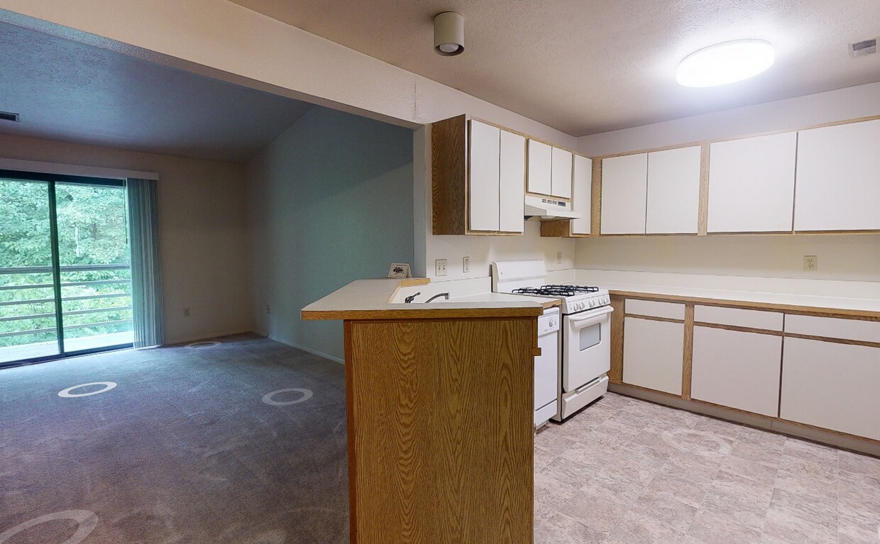 Photo - Indian Lakes Apartments