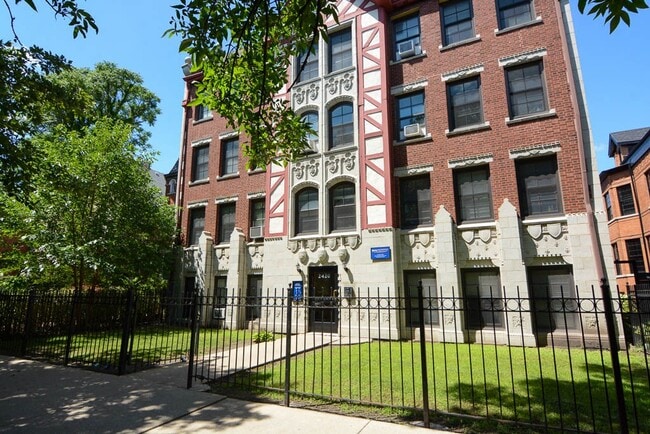 Building Photo - 2410 N Kedzie Blvd Unit J06W